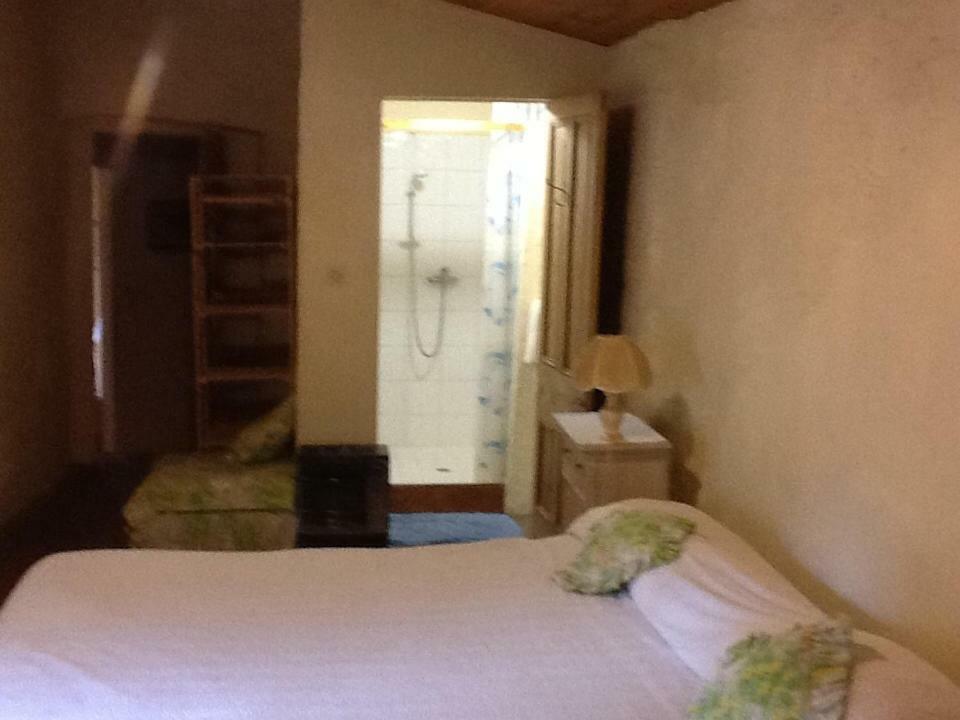 Appartement Chez Janie Hirst à Sauzet  Extérieur photo